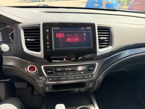 Used 2016 Honda Pilot EX-L image 3