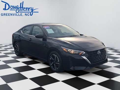 Used 2024 Nissan Sentra SV FWD image 7