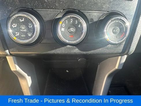 Used 2014 Subaru Forester 2.5i Premium w/ Popular Package #2 AWD/4WD image 14