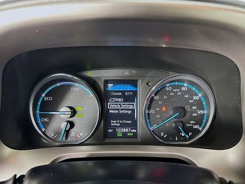 Used 2018 Toyota RAV4 Limited w/ Advanced Technology Package image 17