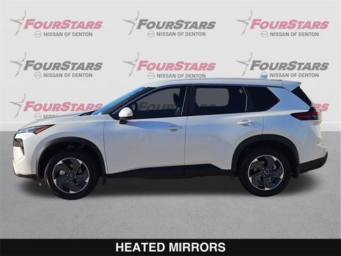Used 2026 Nissan Rogue SV image 8