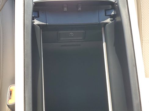 Certified 2025 Mercedes-Benz C 300 Sedan image 28