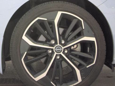 Used 2023 Nissan Altima 2.5 SR w/ SR Premium Package FWD image 17