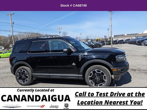 Used 2024 Ford Bronco Sport Outer Banks w/ Tech Package AWD/4WD image 4