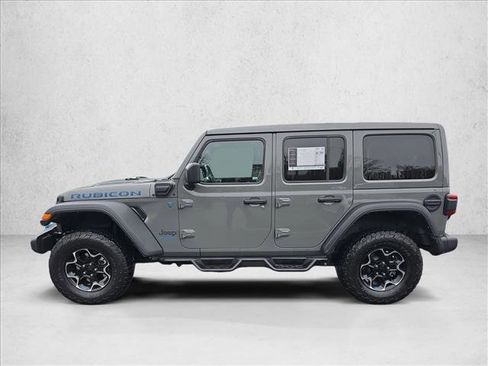 Used 2022 Jeep Wrangler Unlimited Rubicon 4xe w/ Cold Weather Group AWD/4WD image 8