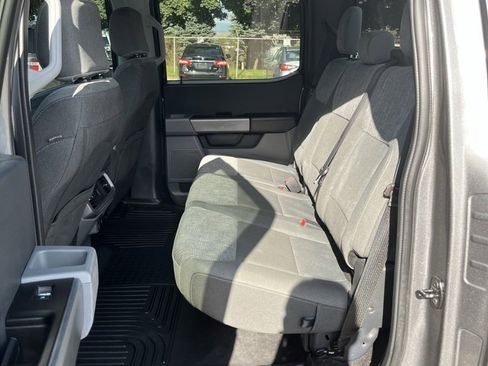 Used 2022 Ford F150 XLT w/ Trailer Tow Package image 15