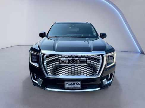 Used 2023 GMC Yukon XL Denali w/ LPO, Floor Liner Package AWD/4WD image 5
