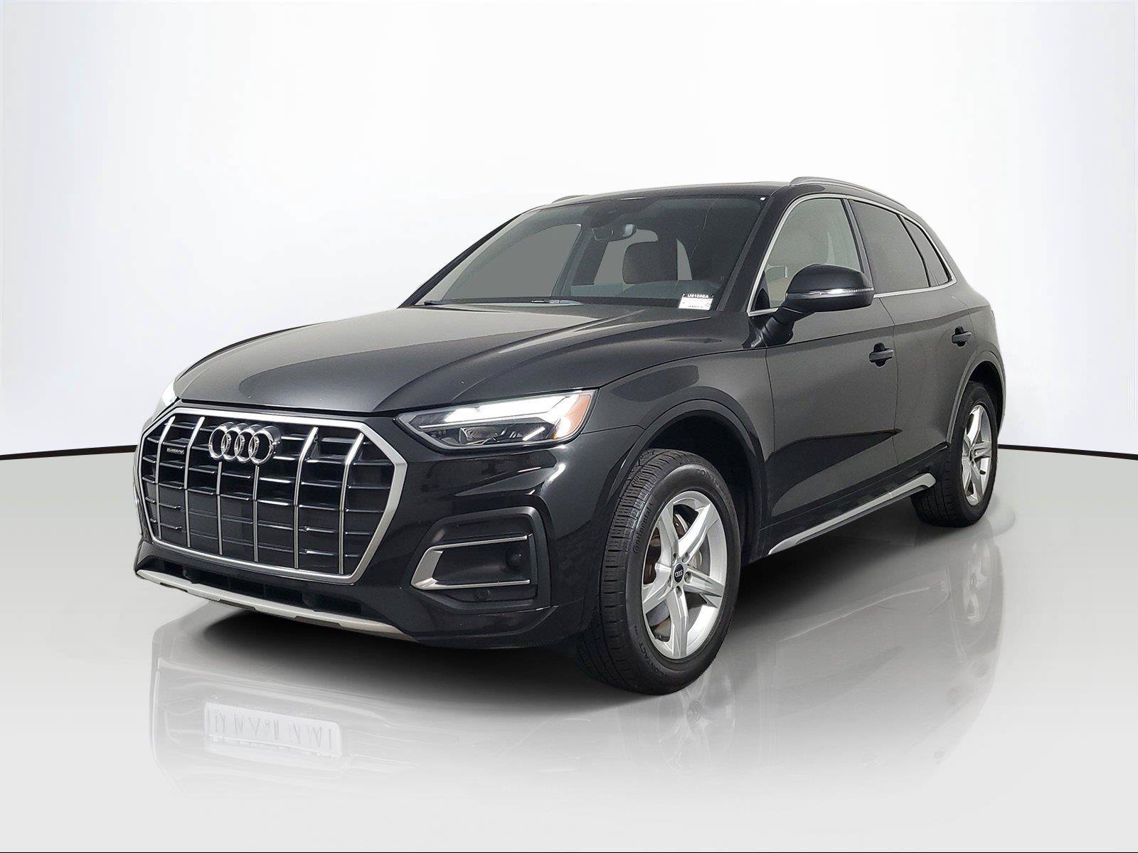 Used 2021 Audi Q5 2.0T Premium w/ Convenience Package AWD/4WD image 3