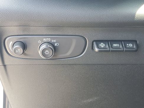 Certified 2023 Buick Envision Essence w/ Technology Package I AWD/4WD image 26
