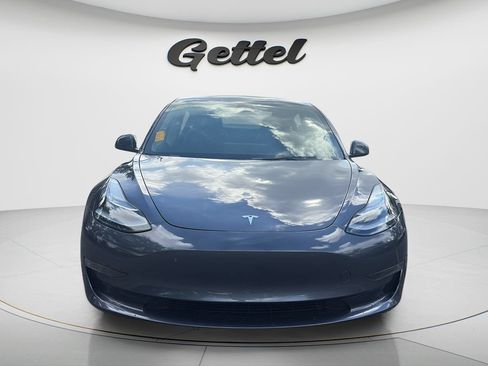 Used 2023 Tesla Model 3 Standard Range RWD image 2