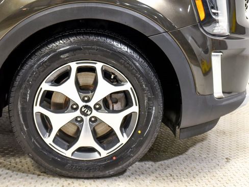 Used 2020 Kia Telluride EX w/ Towing Package image 13