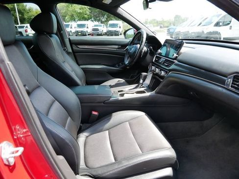 Used 2020 Honda Accord Sport image 13