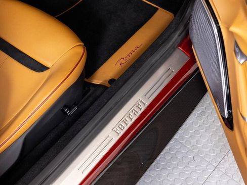 Certified 2022 Ferrari Roma image 41