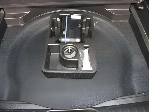 Used 2021 Jeep Cherokee Latitude image 34