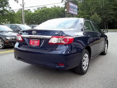 Used 2011 Toyota Corolla LE image 4
