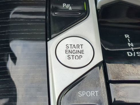 New 2026 BMW X7 xDrive40i w/ M Sport Package image 29