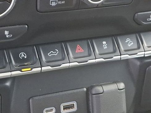 Used 2022 Chevrolet Silverado 1500 RST w/ Z71 Off-Road Package image 28