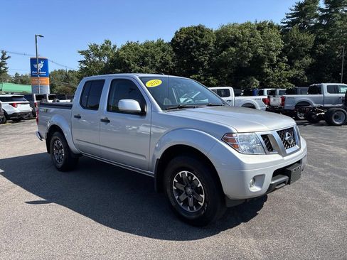 Used 2019 Nissan Frontier PRO-4X AWD/4WD image 3