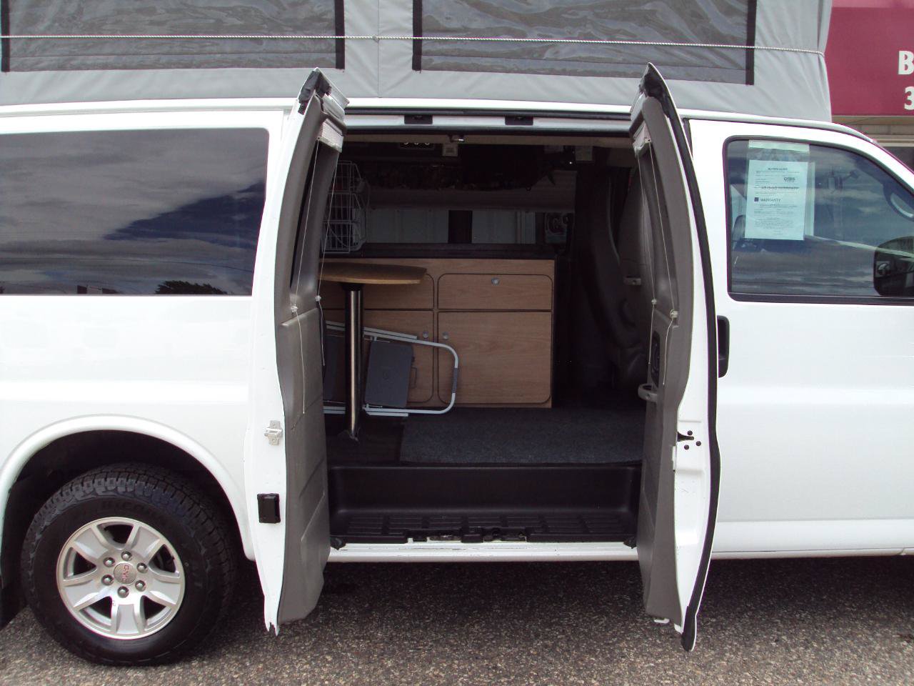 Used 2014 GMC Savana 1500 LT w/ LT Preferred Equipment Group AWD/4WD image 14