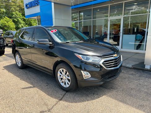 Used 2018 Chevrolet Equinox LT FWD image 3