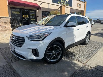 Used 2017 Hyundai Santa Fe FWD w/ SE Ultimate Tech Package 03