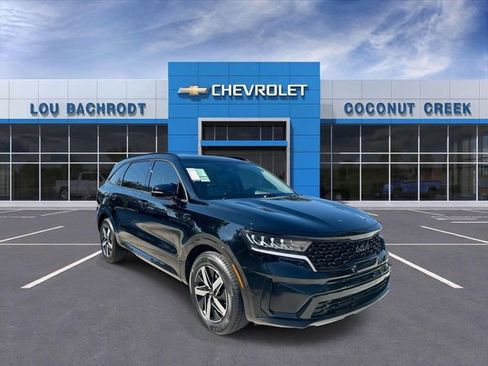 Used 2023 Kia Sorento S image 1