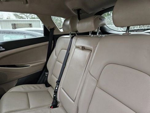 Used 2018 Ford Escape SEL image 27