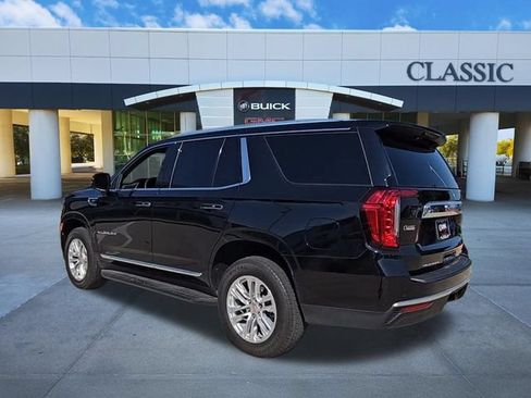 Used 2024 GMC Yukon SLT w/ SLT Premium Package AWD/4WD image 6