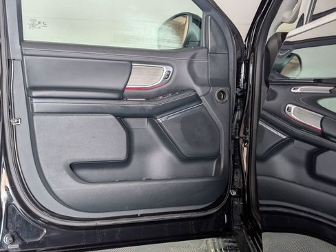 Certified 2025 Ford Expedition Platinum AWD/4WD image 23