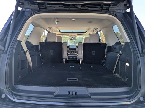 Used 2024 Ford Expedition Limited image 30