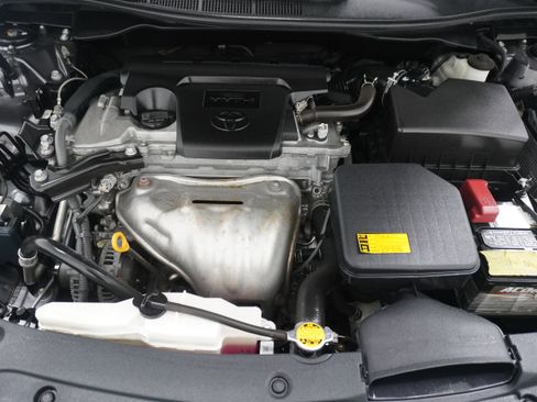 Used 2012 Toyota Camry LE image 24