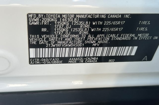 Used 2019 Toyota RAV4 XLE w/ Convenience Package FWD image 34