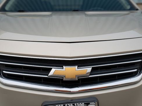 Used 2015 Chevrolet Impala LT w/ Convenience Package image 4