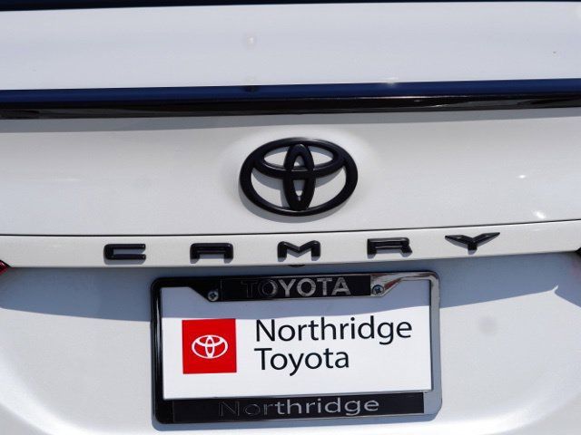 Used 2019 Toyota Camry XSE FWD image 10