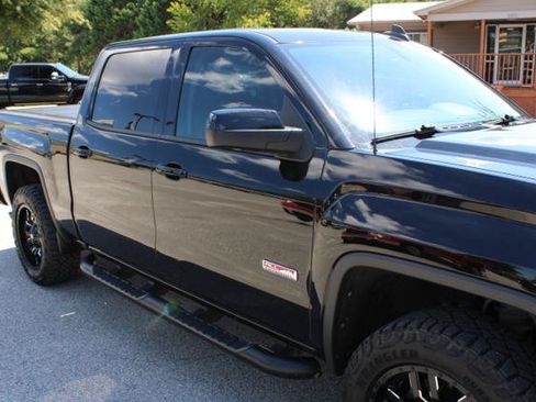 Used 2016 GMC Sierra 1500 SLT w/ All-Terrain Package AWD/4WD image 10