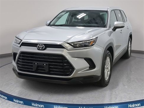 Used 2025 Toyota Grand Highlander AWD image 1