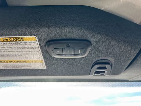 Used 2021 Jeep Gladiator Rubicon w/ Cold Weather Group image 10