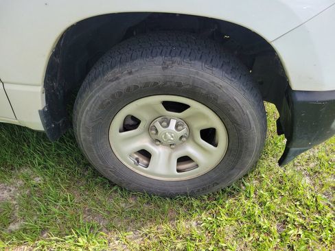 Used 2023 RAM 1500 Tradesman RWD image 2