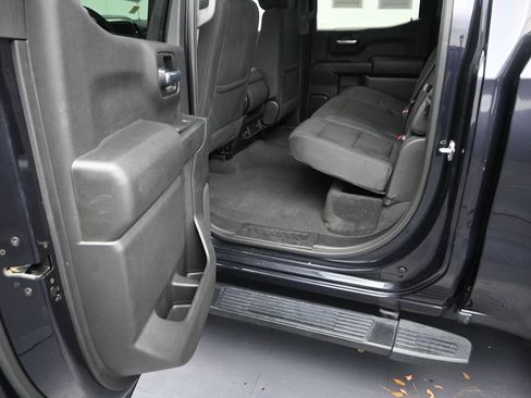 Used 2023 Chevrolet Silverado 1500 Custom RWD image 12