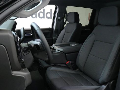 Used 2024 Chevrolet Silverado 1500 LT image 25