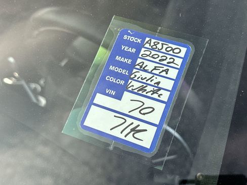 Used 2022 Alfa Romeo Giulia Sprint image 24