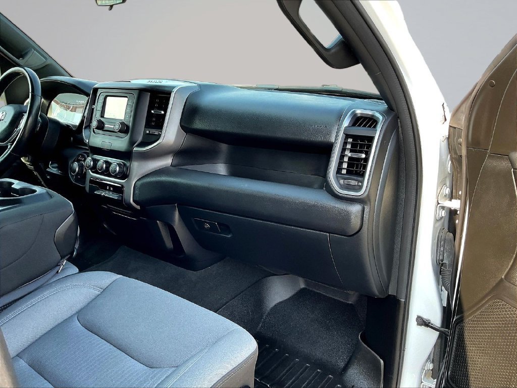 Used 2024 RAM 1500 Big Horn AWD/4WD image 28