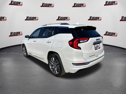 Used 2022 GMC Terrain Denali w/ Denali Premium Package AWD/4WD image 7