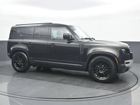 Used 2024 Land Rover Defender 110 S AWD/4WD image 8