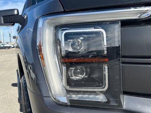 Used 2021 Ford F150 Lariat w/ Equipment Group 502A High image 11