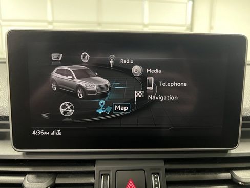 Used 2018 Audi SQ5 Prestige w/ Prestige Package image 37