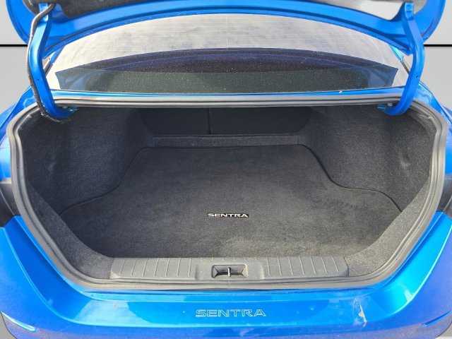 Used 2022 Nissan Sentra SV FWD image 14