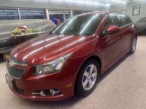 Used 2013 Chevrolet Cruze LT w/ All-Star Edition image 2
