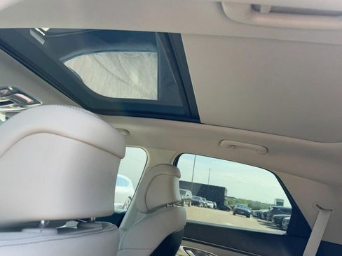 Used 2026 Genesis GV70 2.5T Select image 8