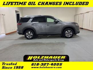 Used 2023 Nissan Pathfinder SL w/ Cargo Package video 1